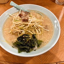ネギラーメン（900円）