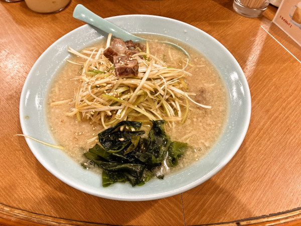 ネギラーメン（900円）