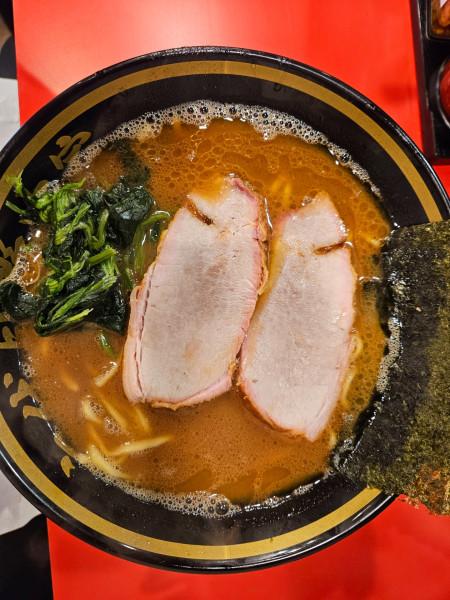 「ラーメン【中】」@横濱家系ラーメン 六代目野中家の写真