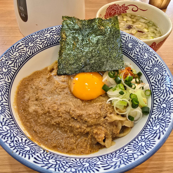 「【期間限定】牡蠣味噌かま玉つけそば」@中華そば専門 とんちぼの写真