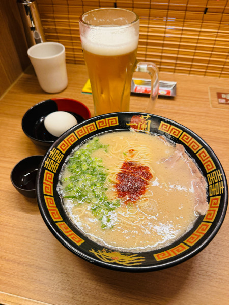 「ICHIRAN3選 大然とんこつラーメン 半熟塩ゆでたまご　 オ」@一蘭 川崎店の写真