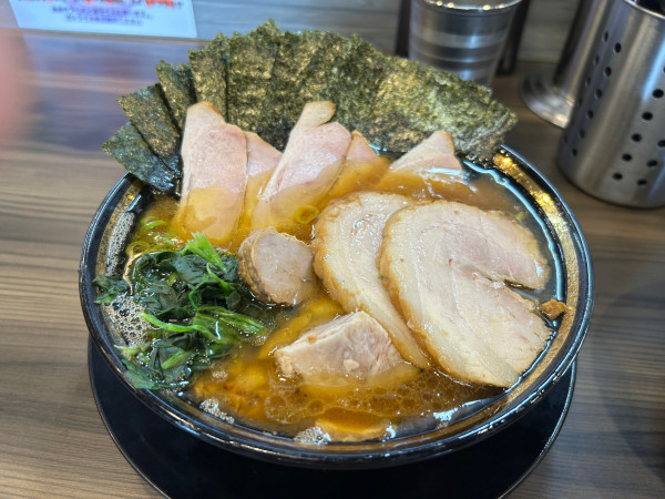 「チャーシューメン　バラ×2   のり　カタコイオオ」@家系ラーメン がくの写真