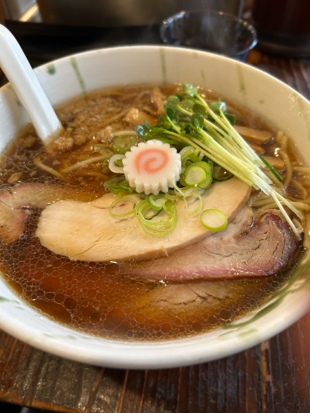 「正油らーめん(大)＋ねぎ生姜和え玉」@G麺7の写真