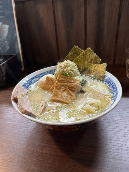 「特製貝出汁プレミアム」@麺彩 餞-hanamuke-の写真