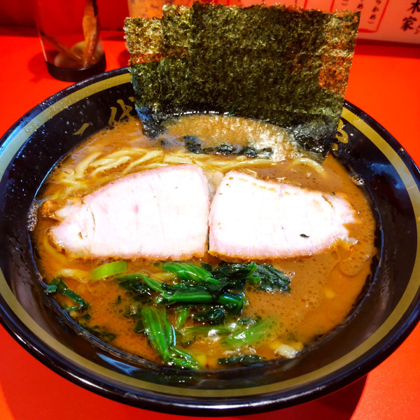 「ラーメン（￥850）」@横濱家系ラーメン 二代目鈴木家の写真