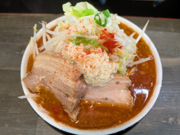 「辛マンモスラーメン(¥1100)」@泪橋 宝町店の写真
