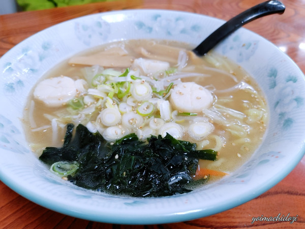 「利尻らーめん」@磯焼亭の写真