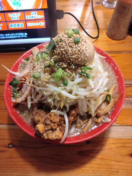 「極太爆盛麺」@房総豚骨ラーメン こてメン堂の写真