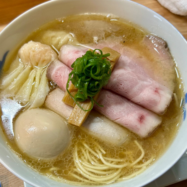 「特上中華そば」@創作麺ひとすじの写真