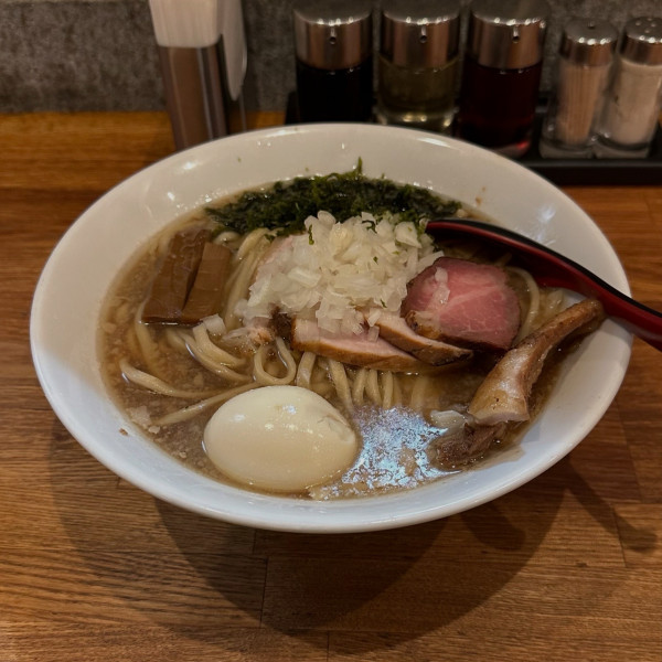 「燕三条リスペクト背脂煮干しそば」@麺処 青野の写真