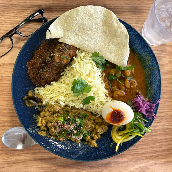 「クリティカル3色カレー」@キッチン パチパチの写真