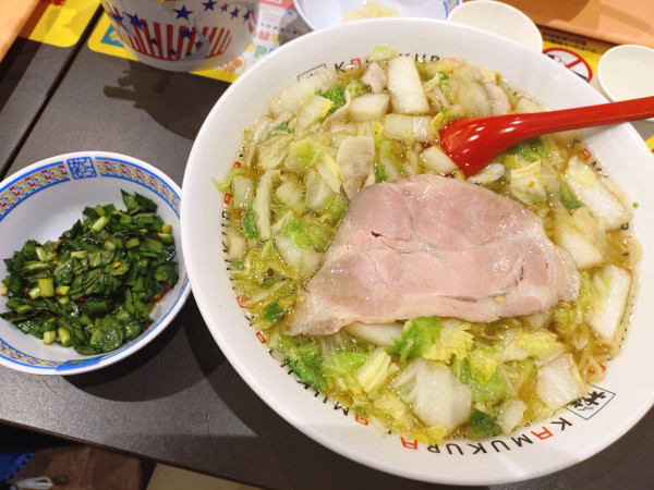 「おいしいラーメン、大盛」@どうとんぼり神座 有明ガーデン店の写真