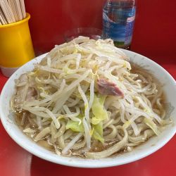 ラーメン小