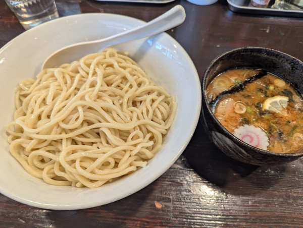 「つけ麺　大盛り950円」@麺座でんの写真