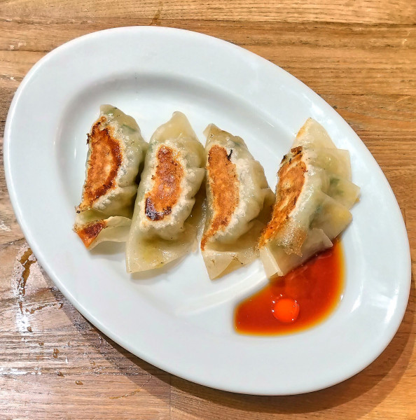 「セット餃子 280円」@游亀亭の写真