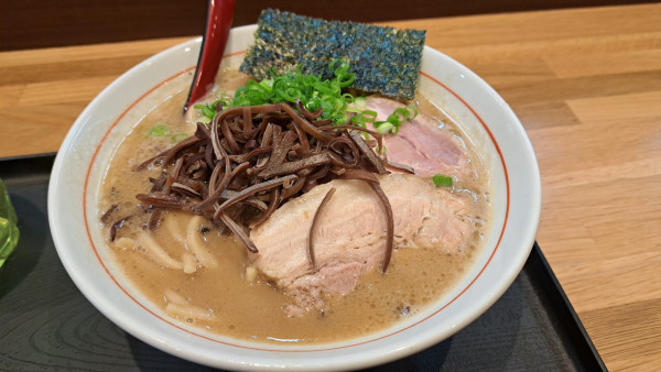 「ラーメン豚骨」@(SCLabo)の写真