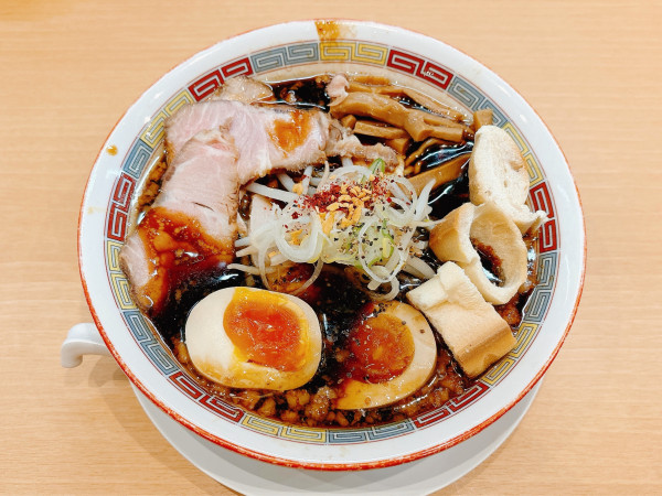 「湖国ブラック+スペシャル」@ラーメン にっこうの写真