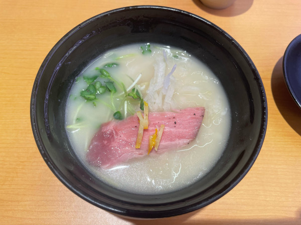 「濃厚鯛塩ラーメン」@スシロー 吉祥寺パルコ店の写真