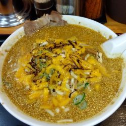 みそカレー+3種の炙りチーズ