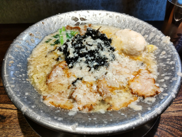 「味玉中華そば 大油」@背油中華そば 福鳳の写真