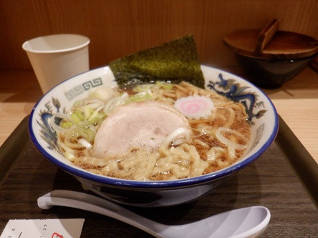 「らーめん 並盛」@舎鈴 赤坂インターシティAIR店の写真