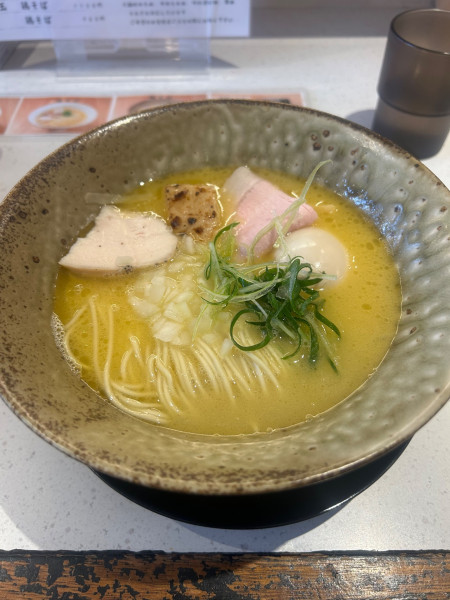 「鶏白湯(塩)鶏そば 980円」@中華そば 九道の写真