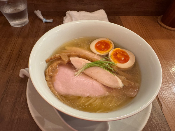 「特製塩らぁ麺」@らぁ麺 あおばの写真