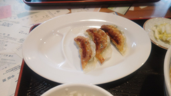 「セットの餃子3」@中華ぴいたんの写真