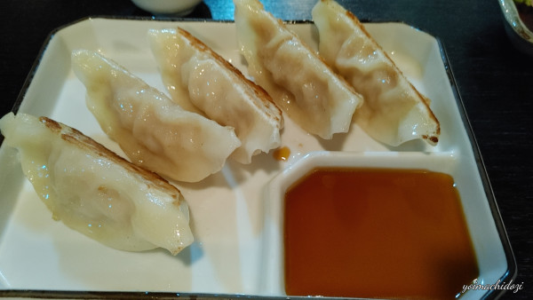 「りんご餃子（５個）」@居酒屋おさないの写真