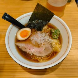 あごだしらーめん