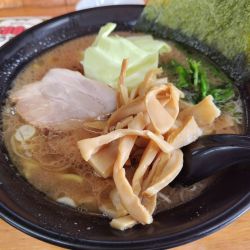 とんこつ醤油　※かため、こいあじ　※㋗で５００円　＋メンマ