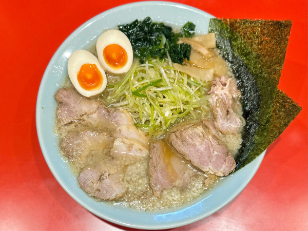 「★ネギチャーシュー麺🍜¥1,050」@ラーメンショップ まる壱の写真