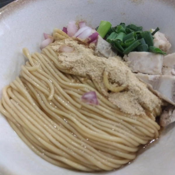 「イカ和え玉」@煮干しらーめん専門店 麺屋 晴の写真