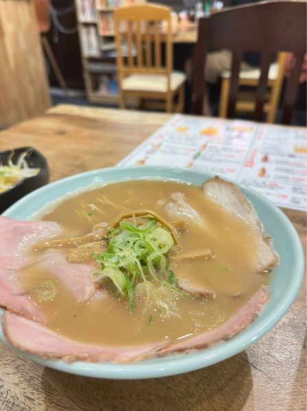 「煮干ラーメン」@らーめん味彩 アソーク店の写真
