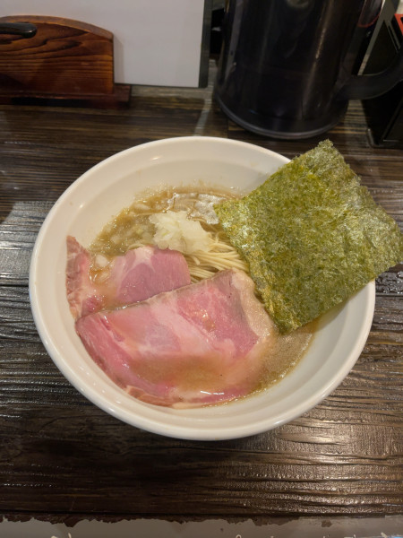 「朝煮干し 温（1100円）」@魚々麺  園の写真