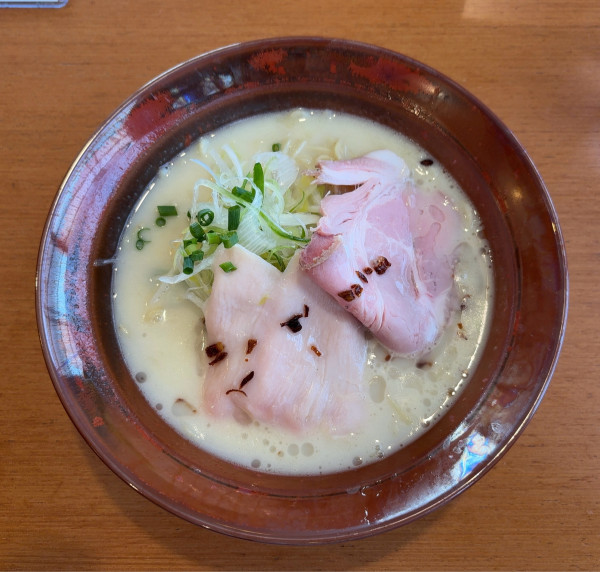 「鶏白湯ラーメン」@ラーメン 感動の鶏虜の写真