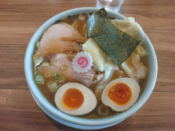 「ワンタン麺¥1080+味玉¥100-」@飯村製作所の写真