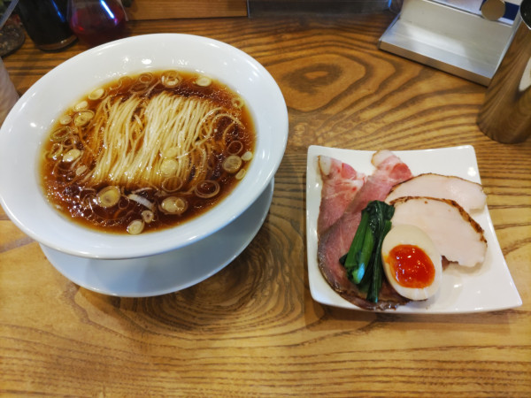 「特製鶏醤油ラーメン」@RAMEN JUNYAの写真