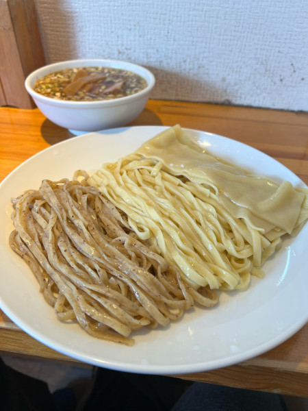 「焙煎2色つけ麺＋凄平麺TP」@らぁめん りきどうの写真