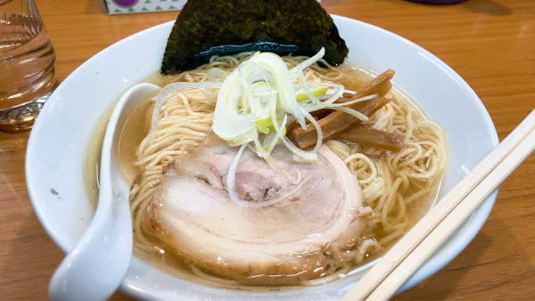 「中華そば塩」@麺や あぎとの写真