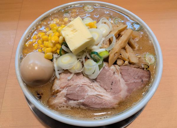 「バターコーン味噌󠄀ラーメン   1350円」@ラーメン くにおの写真