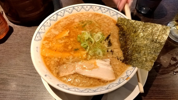 「ばんから(豚骨醤油)900円」@東京豚骨拉麺ばんから 新宿三丁目店の写真