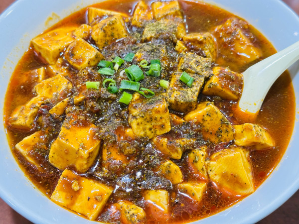 「麻婆豆腐麺 830円」@晴々飯店の写真