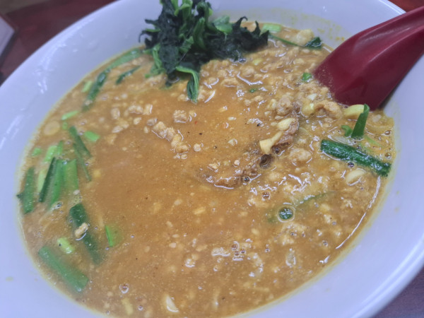 「カレーラーメン９８０円」@らーめん ドラごんちの写真