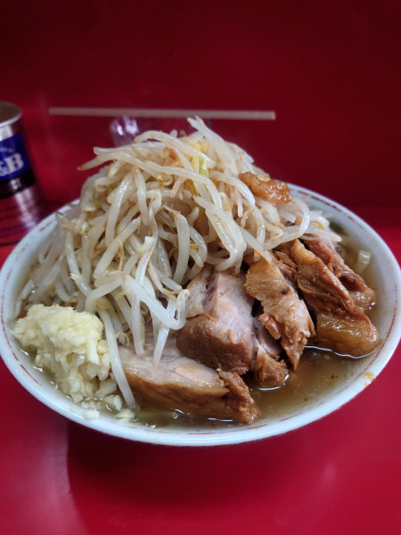 「大豚  野菜  ニンニク  カラメ」@ラーメン二郎 三田本店の写真