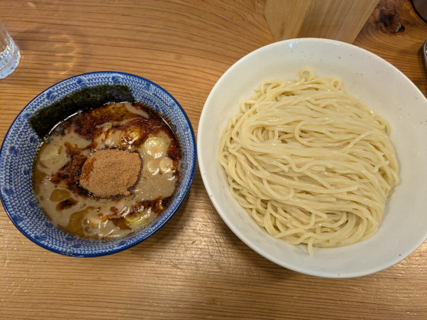 「辛辛つけ麺（大盛り、辛さ控えめ）」@麺処 浮き雲の写真