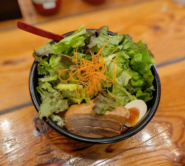 「こってりスパイシー太肉」@麺's 各務原本店の写真