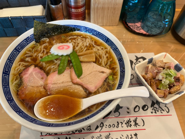 「支那そば大盛＋切り端チャーシュー」@白河手打中華そば 大志 ヱビスヤいわき分店の写真