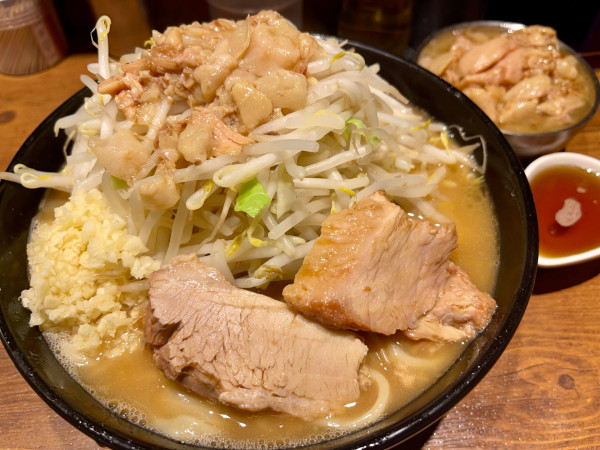 「らーめん 250ｇ 豚2枚」@ラーメン豚嵐の写真