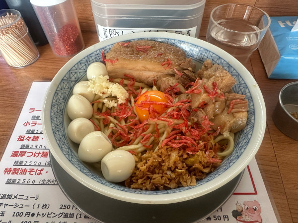 「塩釜玉ラーメン＋うずらW＋チャーシュー1枚」@ラーメン ぶぅさんの写真